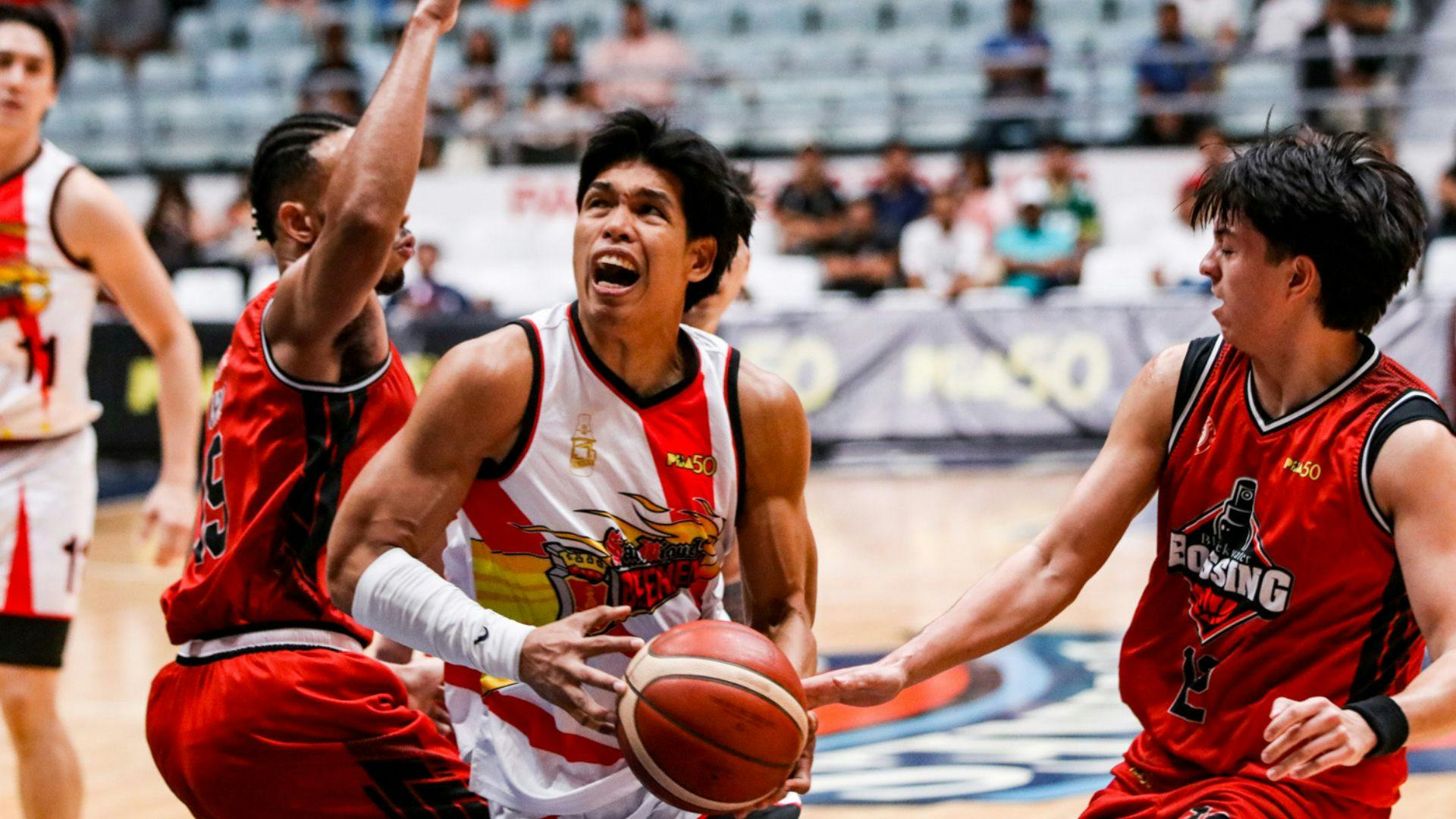 PBA: San Miguel razes Blackwater for 7th straight win, bolsters Top 4 bid